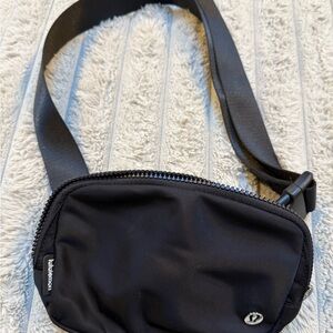lululemon  Black Belt Bag used once